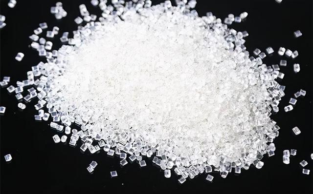 石灰石是什么，石灰石是什么物质（石灰石主要成分有哪些）