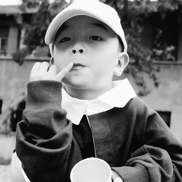 男生高级感的头像 盛不盛开 花都是花  有你没你 我都是我微信，男生高级感的头像 盛不盛开 花都是花  有你没你 我都是我（头像丨男生：盛开或者不盛开）