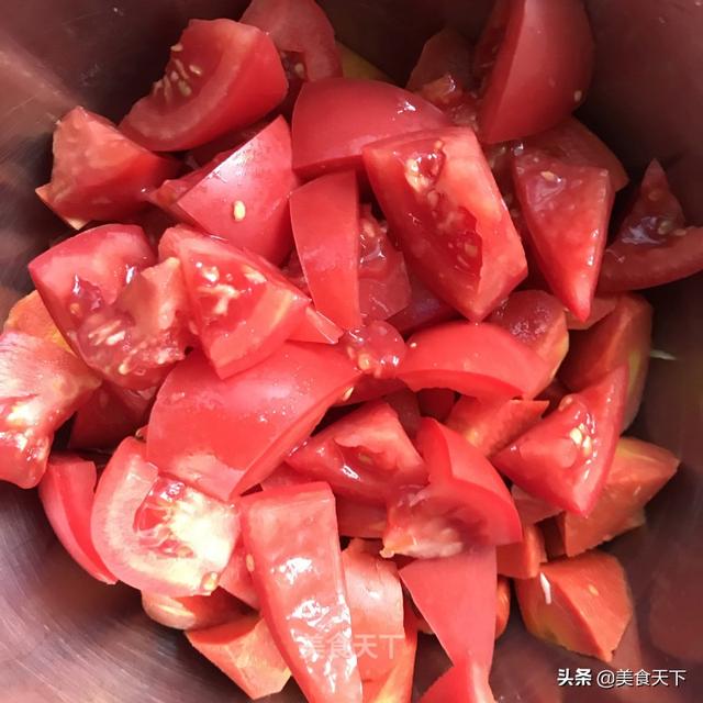 胡萝卜切丝怎么切，胡罗卜怎么炒好吃（看看别人家胡萝卜的做法）