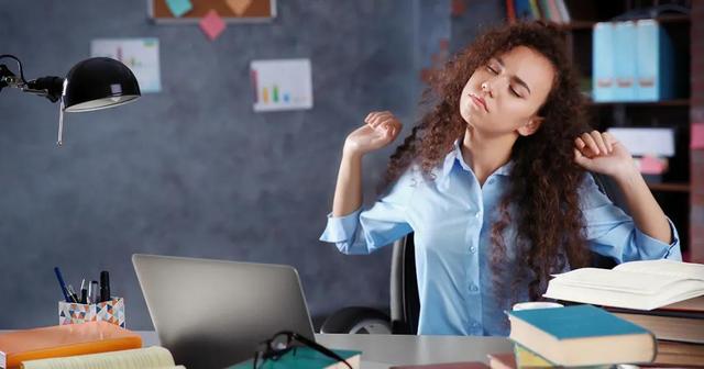 加拿大大学的假期有多长，加拿大学生假期在什么时候（加拿大大学到底有几个假期）