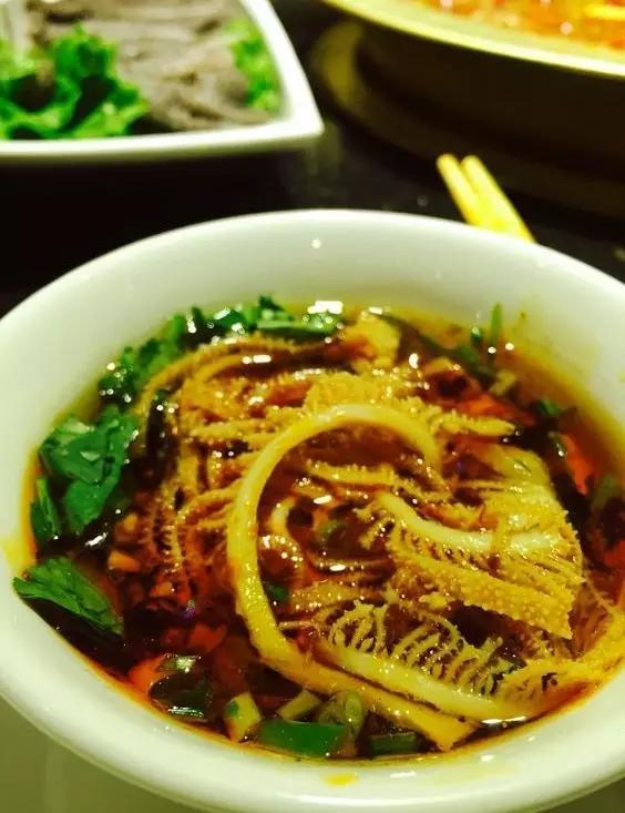 巴适得板什么意思，巴适得板是什么梗（这个天气，吃点川菜，巴适得很）