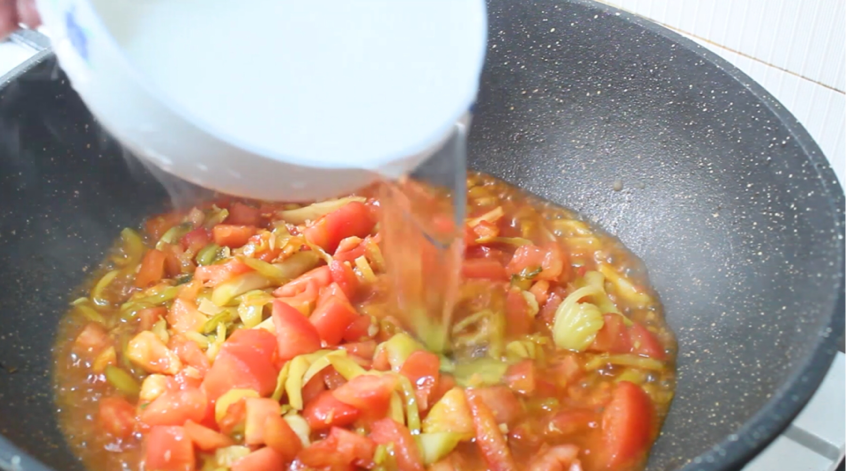 酸菜鱼的鱼是什么鱼，酸菜鱼的鱼是什么鱼做的（这种鱼做成的酸菜鱼）