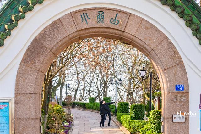 青岛哪里最好玩，青岛哪里好玩（穷游青岛必打卡的三个地方）