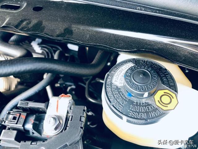 万宝龙签字笔真假鉴别方法，万宝龙签字笔真假鉴别视频（亚洲龙提车，买了就得找对象）