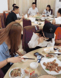 美男们妻主驾到，求轻松搞笑的男主角的小说（哈哈！姑娘需要我帮你训训吗）