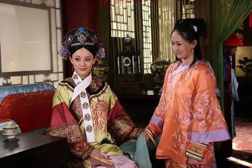 微微一笑很倾城演员表，微微一笑很倾城电视剧演员表（《甄嬛传》已过10年）