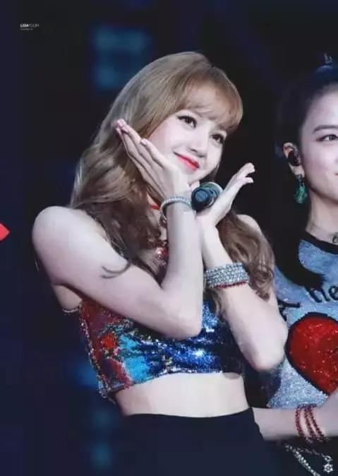 女团成员开场介绍，宝藏女团的魅力尽头在哪里