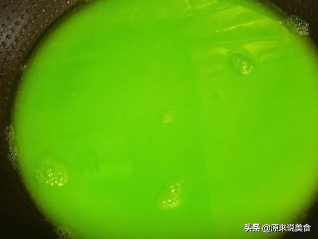 白凉粉制作方法，如何自制白凉粉最简单的做法（妈妈用了30多年凉粉做法）