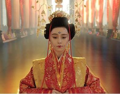 杨玉环是怎么死的，杨玉环到底是怎么死的（历史学家：死得太难看了）