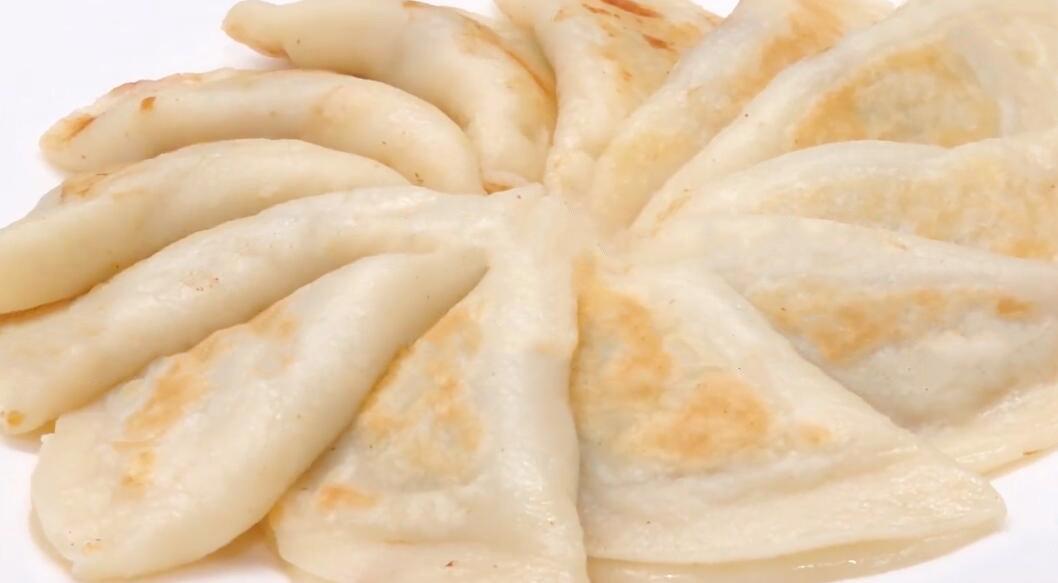 【糯米豆沙饺】做法步骤图 粉糯香甜 出锅就光盘了-起舞食谱网