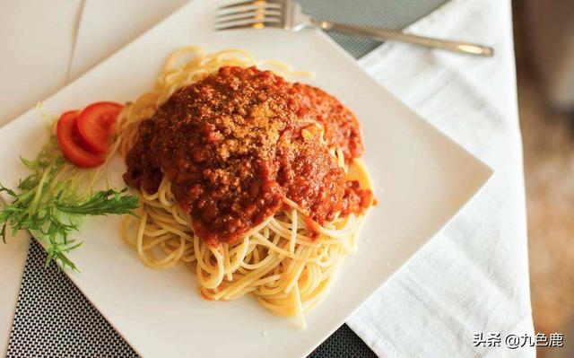 意面怎么煮好吃，意面怎么煮才能煮软（意面干硬不入味）