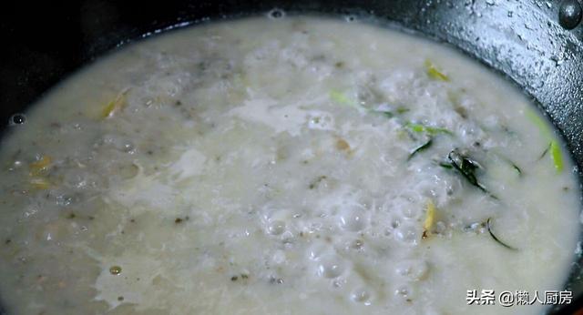 正宗的鱼汤面怎么做，鱼汤面怎么做（教你做一碗热气腾腾的鱼汤面）