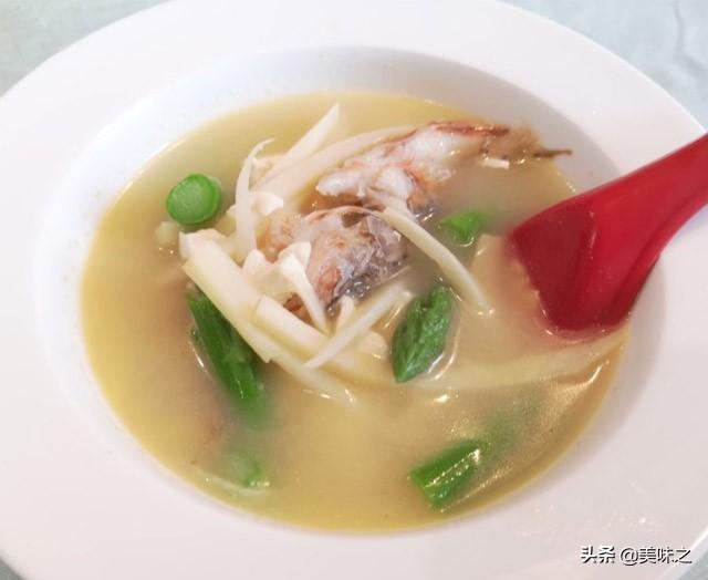 青菜咸鸭蛋汤做法，青菜咸蛋汤的做法（14道清爽汤品的做法）