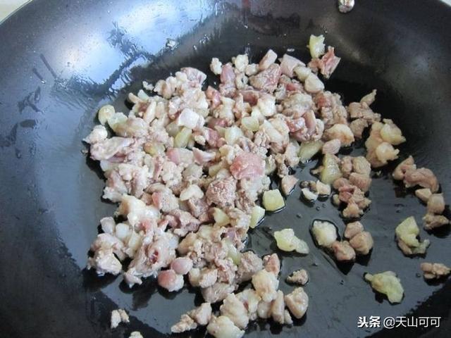 羊酥油怎么食用方法，羊油饼怎么做好吃窍门（这种外焦里嫩的面食）