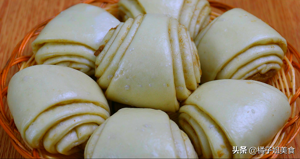 【芝麻醬花卷】做法步驟圖 層次分明 口感絕佳 孩子搶著吃-起舞食譜網(wǎng)