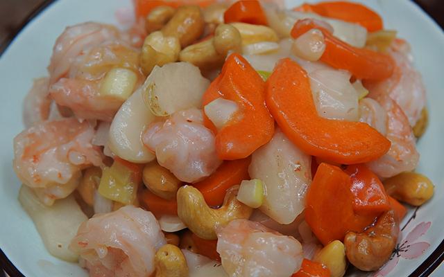 腰果虾仁的正宗做法，腰果虾仁正宗做法大全（年夜饭热菜系列）