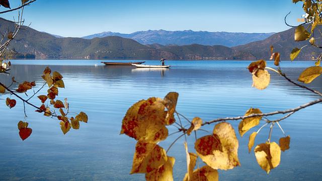 泸沽湖海拔高度多少米，泸沽湖海拔多高（穿越时空的浪漫邂逅）
