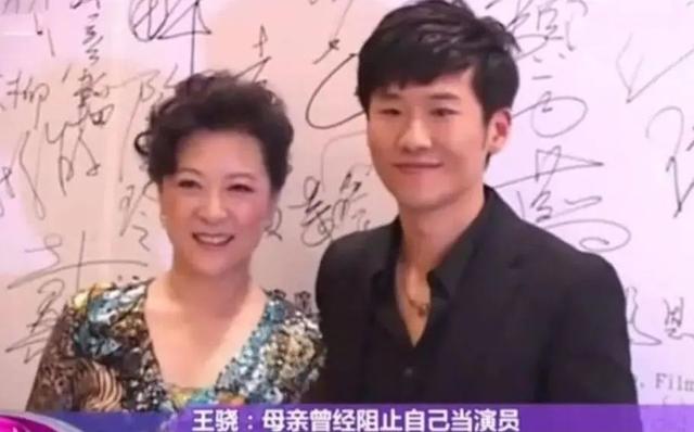 瞧这一家子大结局，瞧这一家子剧情介绍（顶着嘘声拼命、父亲去世才暴露身份）