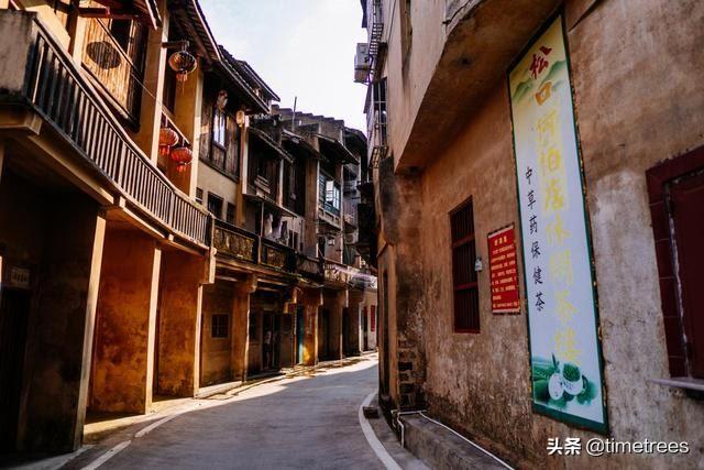 梅州松口古镇，梅州松口古镇作文（客家人下南洋之地）