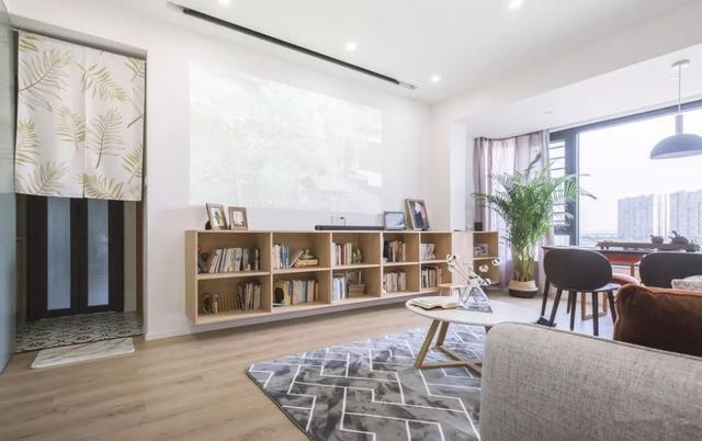 客厅阳台打通一体装修效果图，大厅阳台打通装修设计效果图（如何利用好阳台空间）