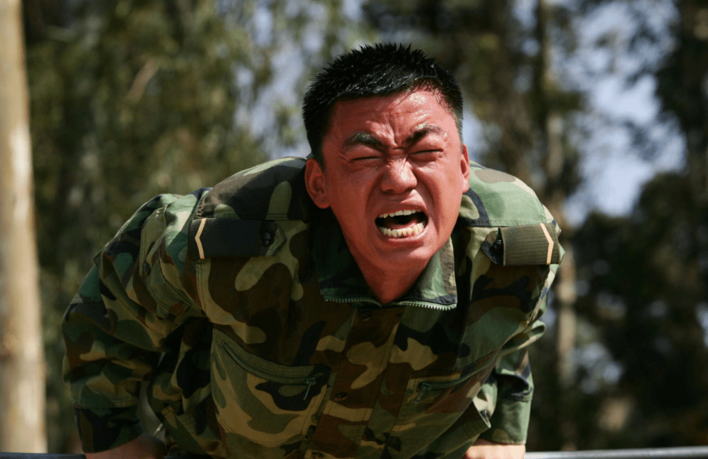 5部高評分經典軍旅片,看完後整個人