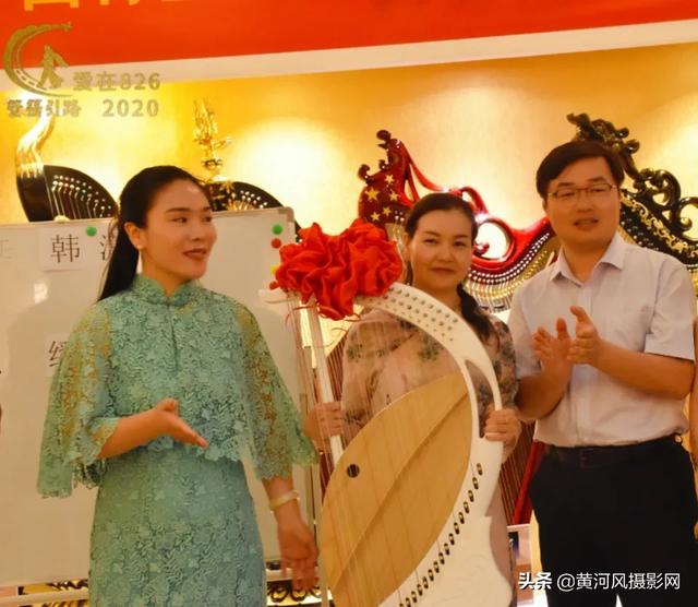 给感动人物刘兰芝的颁奖词，刘兰芝当选感动中国（2020爱在8·26）