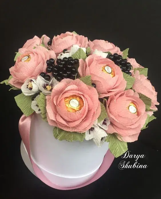 手工花朵制作方法，彩纸手工制作花朵的方法（喜欢花哪儿还用买）