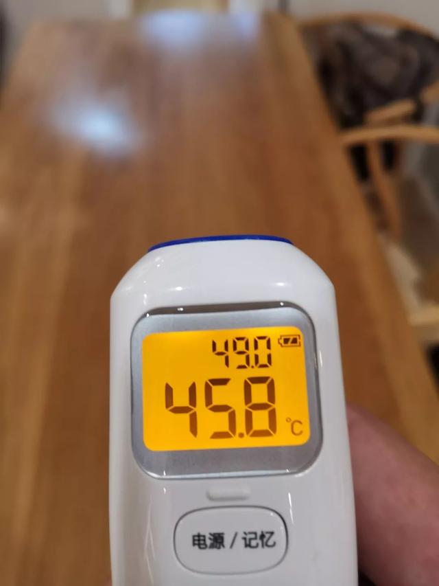 驼毛被子的优缺点，驼绒好还是羽绒被好_驼绒和羽绒被哪个好（五种常见材质被芯全方位对比）