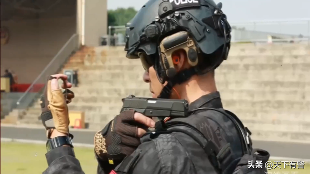 特警和武警有什么区别，武警和特警的区别有什么（特警比特种兵更专业）