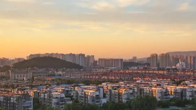 东山再起的主人公是谁，精忠报国的主人公是谁（“东山再起”典故的主人公是谁）