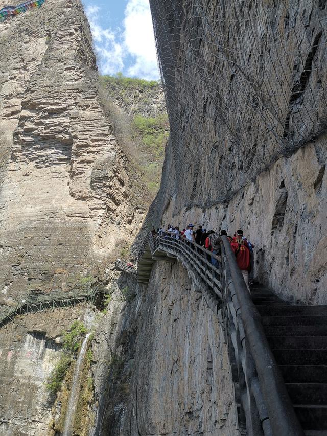 十渡一日游团购，北京周边自驾游秋天（<孤山寨和东湖港指南>）
