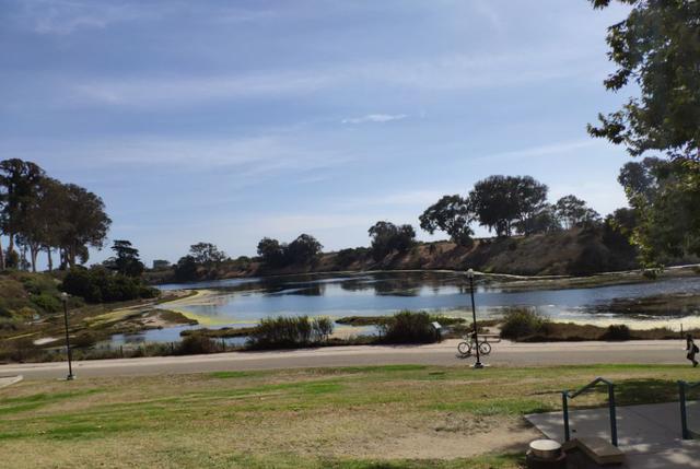 美国驻华大使馆官网，美国驻中国大使馆（我们自豪地欢迎中国留学生重返美国）