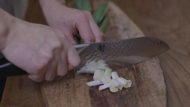 红烧酿面筋的做法，红烧面筋的家常做法