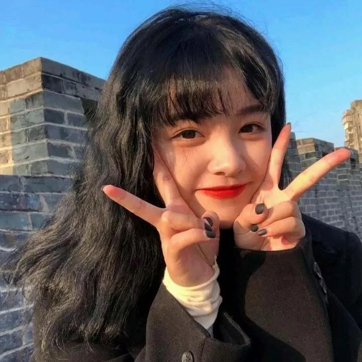 爱笑的人究竟是什么性格，爱笑的人有什么特征（爱笑女孩的性格特点）