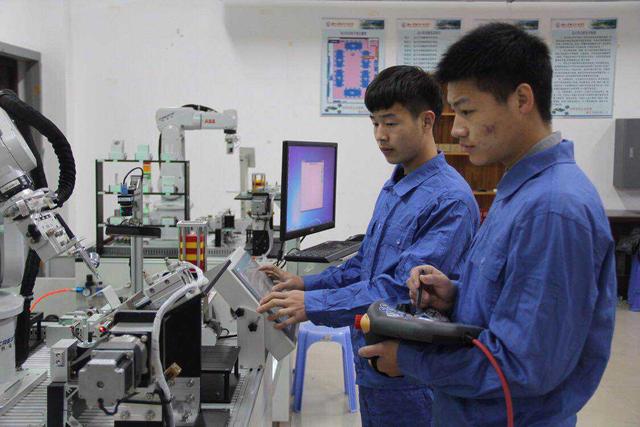 专升本毕业后第一学历是什么，专升本毕业以后第一学历是什么（“第一学历”到底是什么）