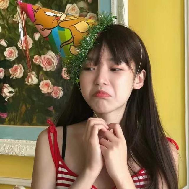 温柔女生头像动漫，温柔的动漫女生头像  满怀希望就会所向披靡微信（就会所向披靡）