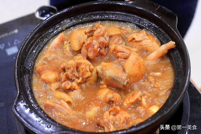 鸡怎么炖才好吃，怎样炖鸡才好吃又简单窍门（有人焯水、有人直接炖）