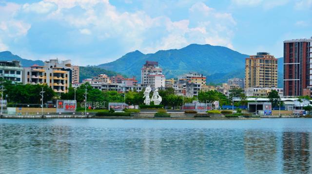 云浮有什么著名的土特产，云浮有什么著名的土特产美食（广东游记：我的云浮旅游攻略）