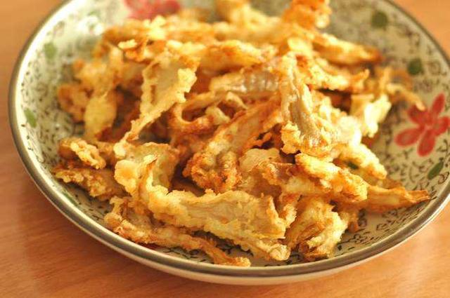 黄色的蘑菇叫什么，黄菌菇图片大全（盘点七种常见食用菌菇）