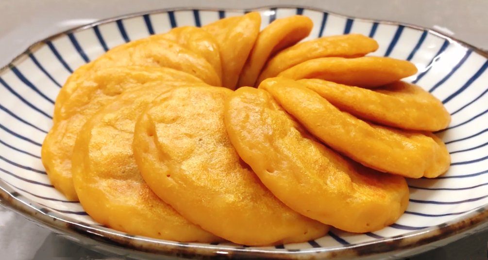 【發面蘋果胡蘿卜餅】做法步驟圖 好吃易消化 給孩子吃最好-起舞食譜網