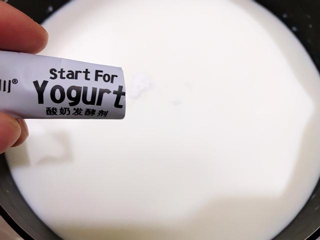奶粉可以做酸奶吗，如何用奶粉做酸奶（比买的酸奶味道还浓郁）