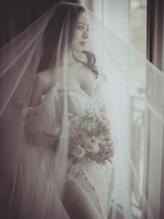 杨颖是哪国混血，杨颖到底是哪国混血（angelababy、吉娜或将同框）