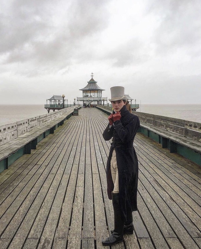 Zack什么意思，证件类型不符什么意思（？英国鲜肉小哥只穿200年前衣服上街）