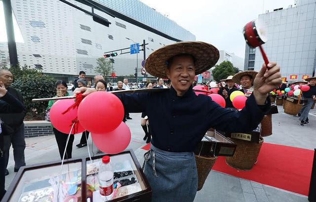 创业第一步该做什么，创业第一步是什么（年轻人应该如何创业）