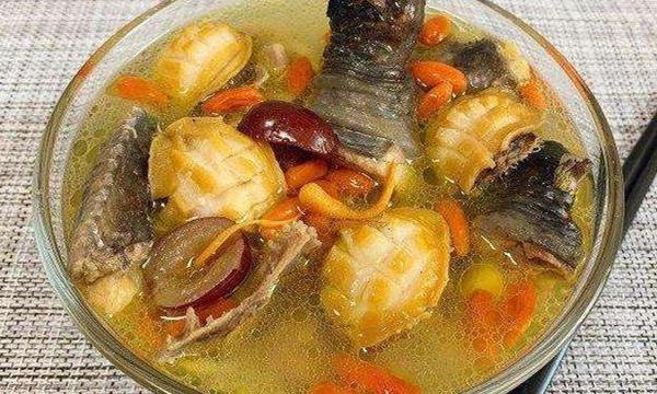 漳州有什么好吃的可以带的特产，漳州有什么好吃的可以带的特产零食（福建漳州十大特产有哪些）