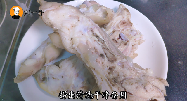 烤箱怎么烤猪腿肉，烤箱怎么烤羊腿肉怎么做好吃（想吃烤猪蹄不用出去买）