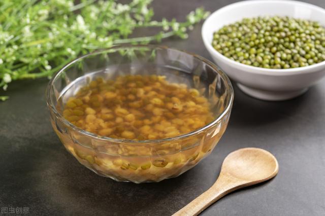 绿豆汤用高压锅压多久，绿豆用高压锅压多久能熟（绿豆汤怎么防止溢出）