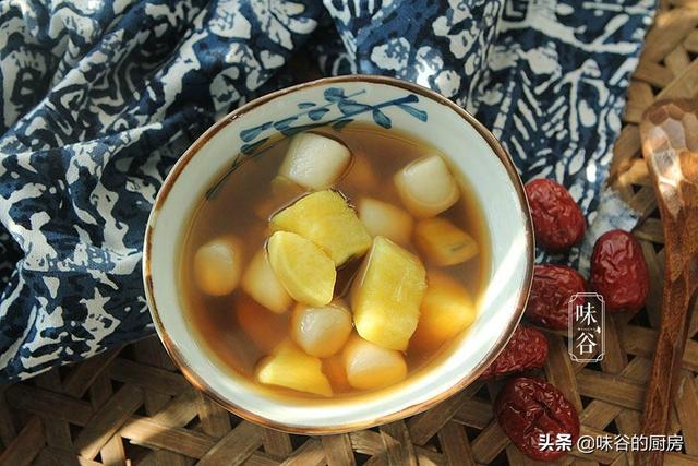 糯米酒怎么做甜汤，糯米酒甜汤的家常做法（冬日驱寒养胃的一碗甜汤）