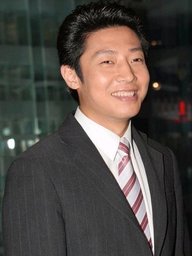 撒贝宁校花女友，撒贝宁老婆多大年龄（四个前女友全是女神级别）