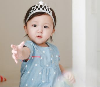 女神英文名怎么写，好听的女生英文名（赶紧收藏啦。）